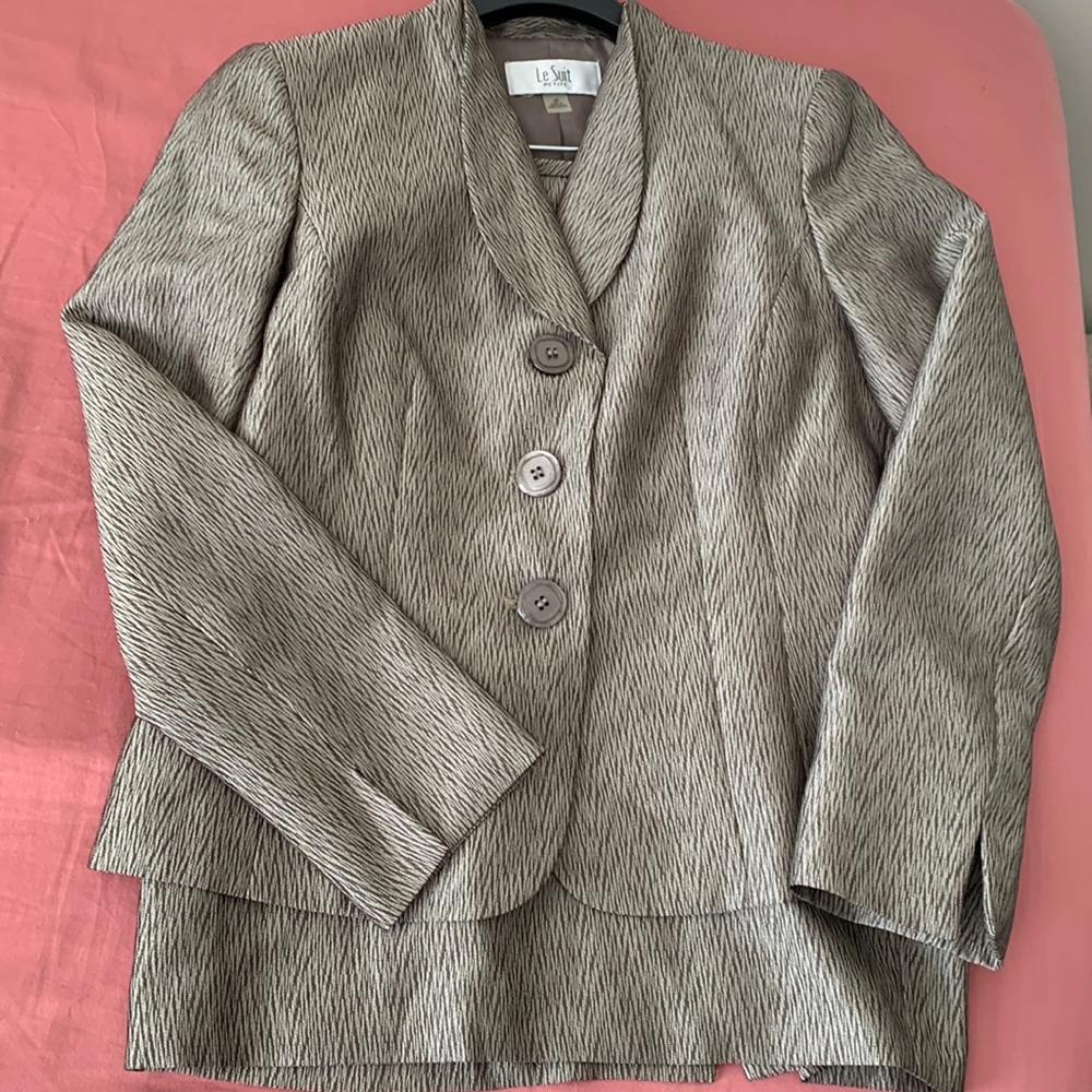 Le Suit Silvery Taupe Suit Skirt Set-4P